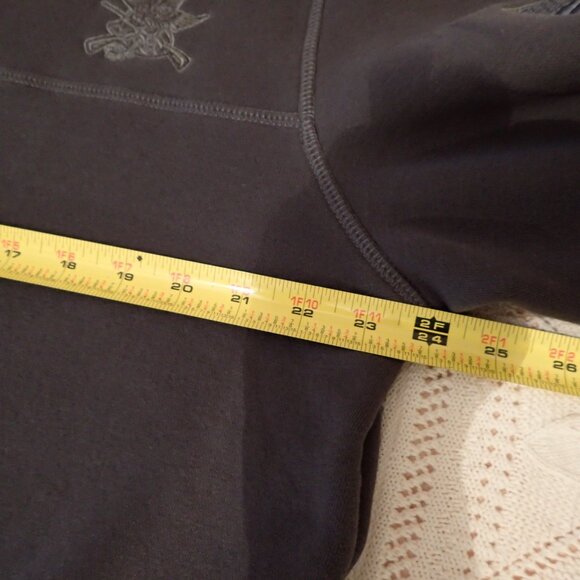 NRA pocketed pullover - Picture 7 of 10